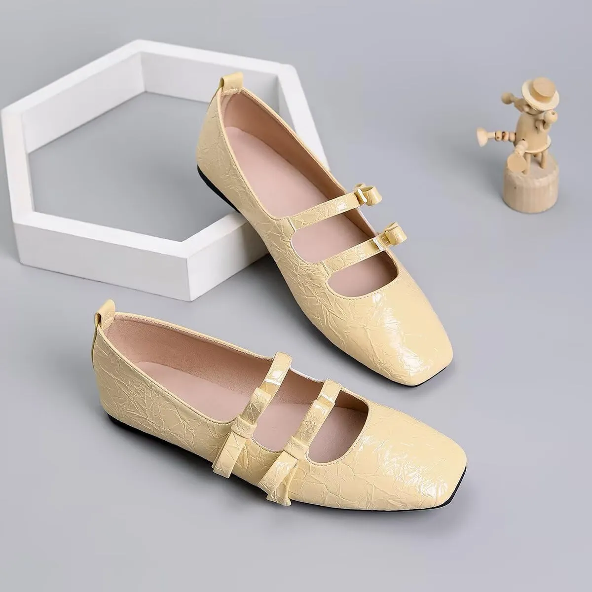 ChaiRong Zhou Women Two Cute Bowknot Mary Jane Pleated Leather Ballet Flats Slip on Square Toe Casual Party Dress Shoes