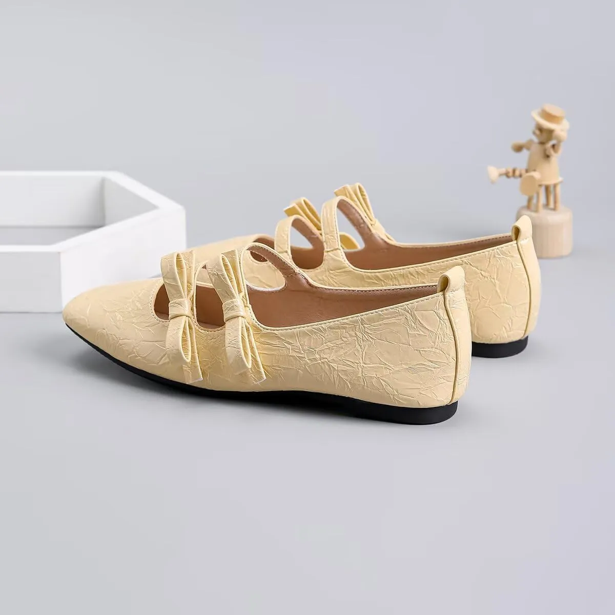 ChaiRong Zhou Women Two Cute Bowknot Mary Jane Pleated Leather Ballet Flats Slip on Square Toe Casual Party Dress Shoes