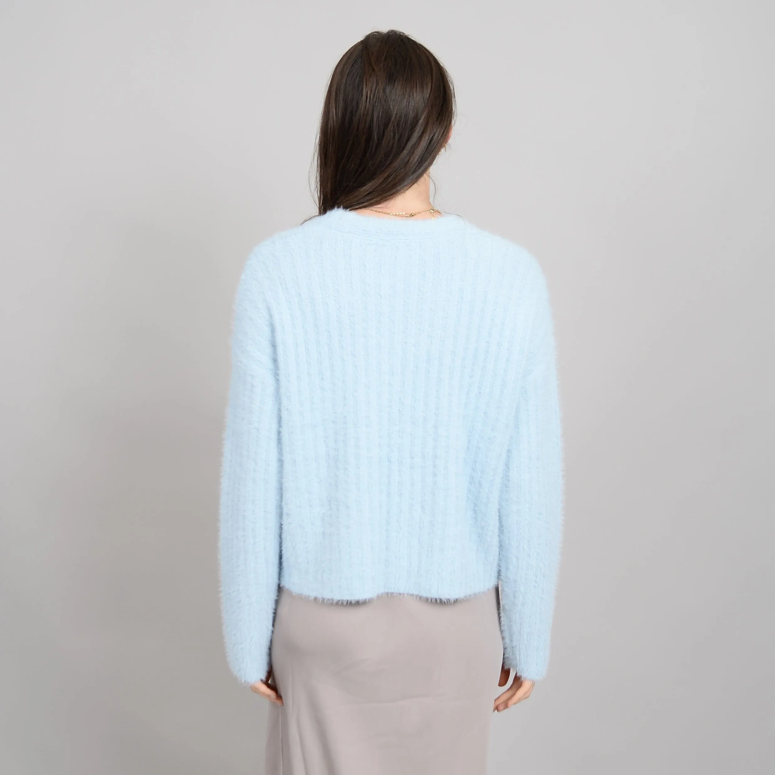 CLOUDY VNECK SWEATER