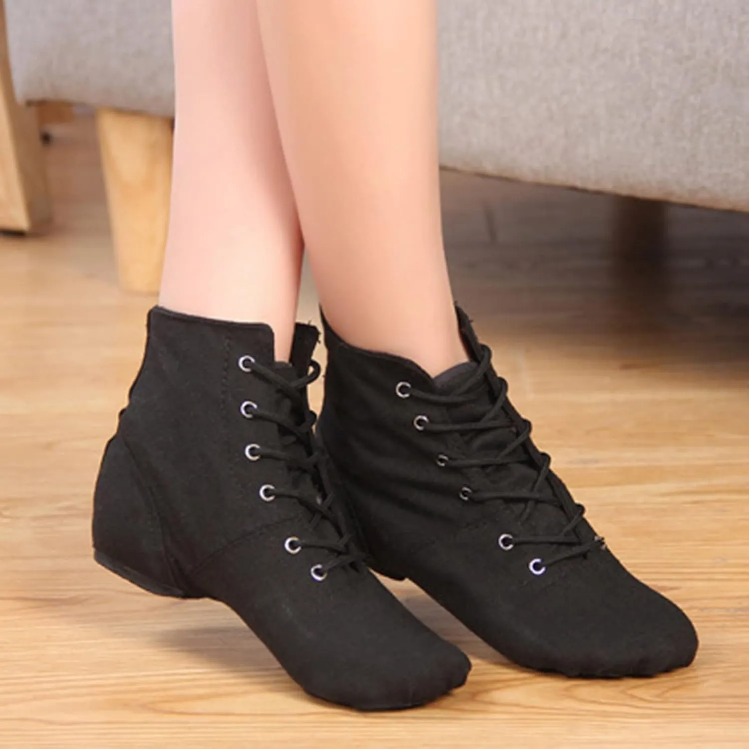 Girls' Athletic Shoes Canvas Lace-up Dance Shoes Flat Practice Jazz Dancing Boots for Girls Boys Split-Sole Dance Ballet