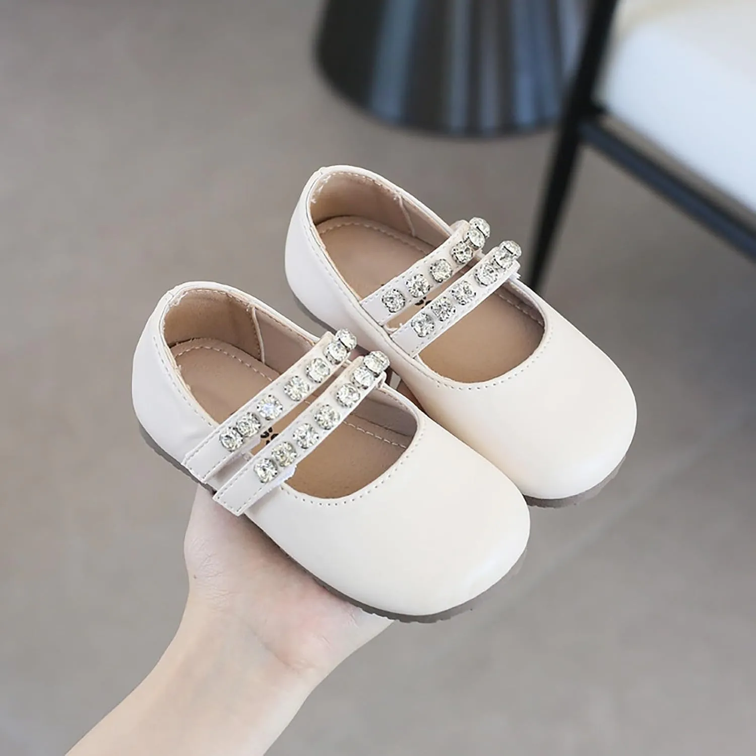 Girls Leather Flat Mary Jane Dress Shoes with Pearl Strap Kids Wedding Part School Big Kids Slippers for Girls