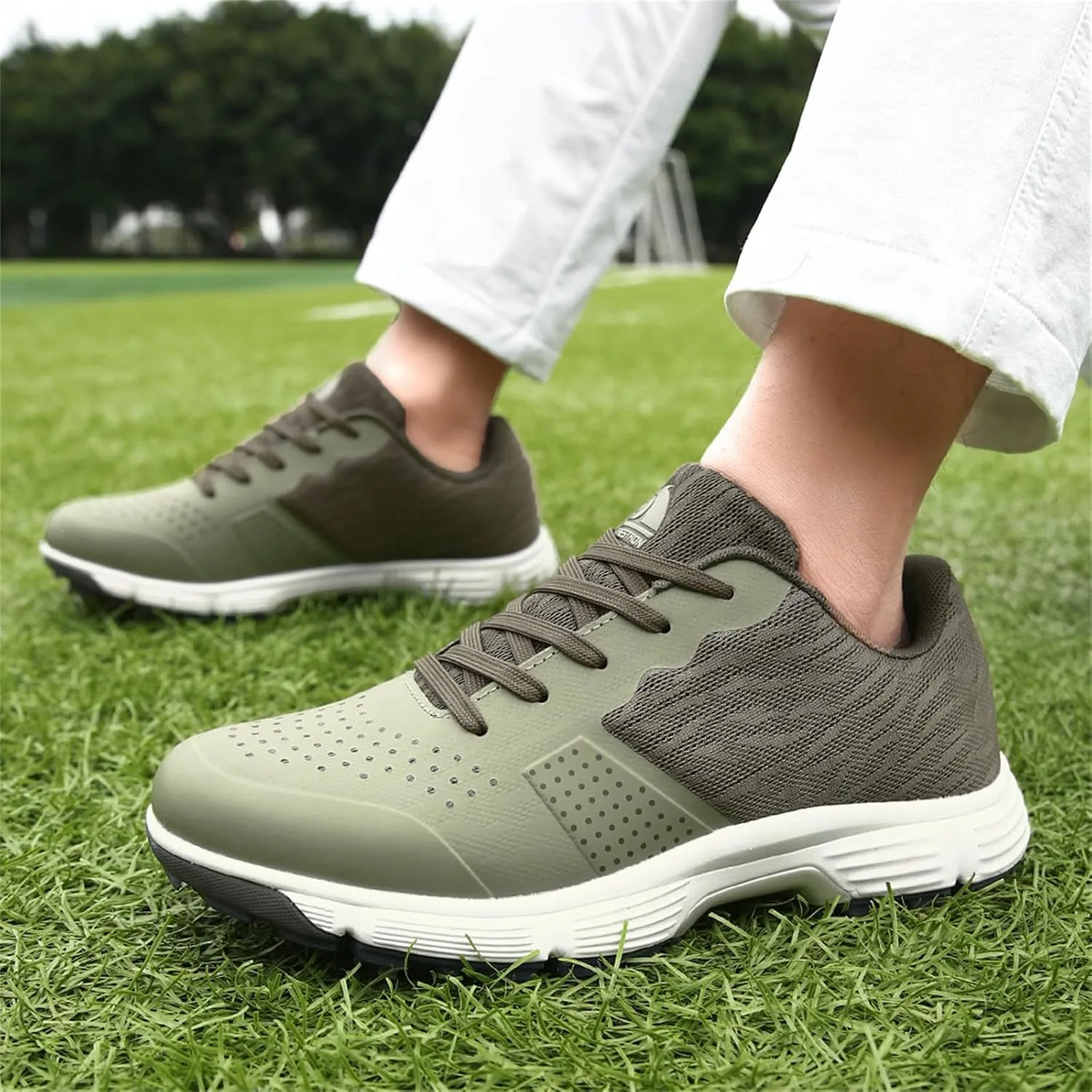 Golf Shoes for Men Professional Lightweight Golf Wears Lace-Up Spikes Golfers Sneakers Anti Slip Breathable Walking Footwears