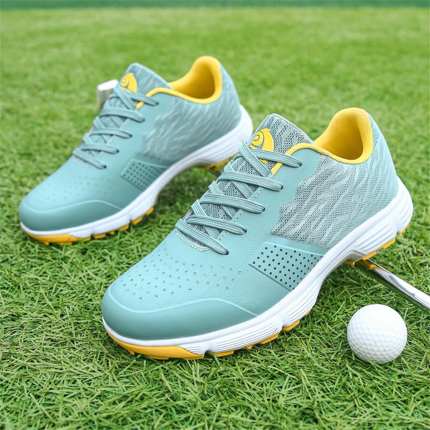 Golf Shoes for Men Professional Lightweight Golf Wears Lace-Up Spikes Golfers Sneakers Anti Slip Breathable Walking Footwears