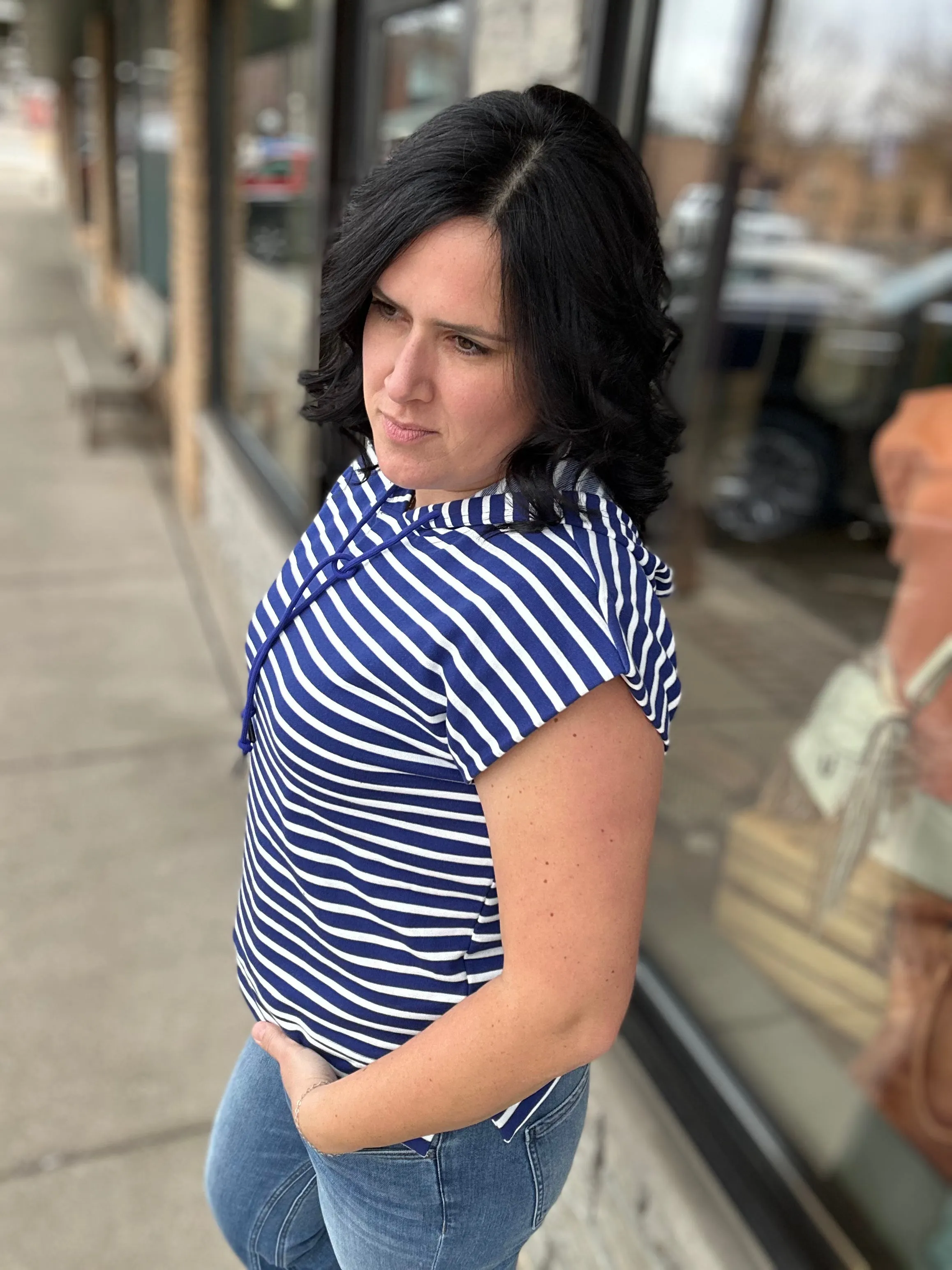 Ivory/Blue Short Sleeve Hooded Pullover