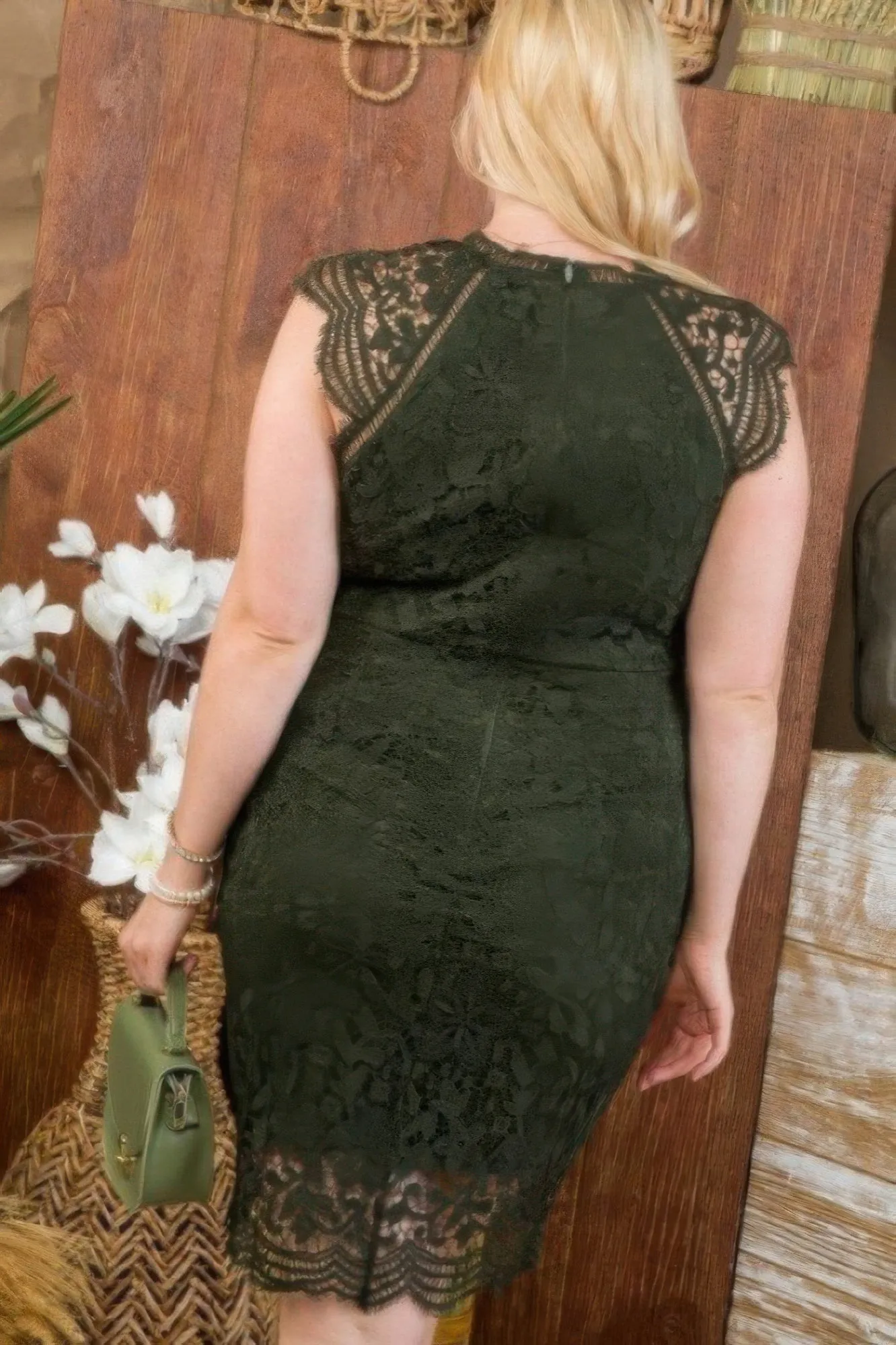 Lace Crochet Mini Raglan Dress With Zipper Back (Plus Size)