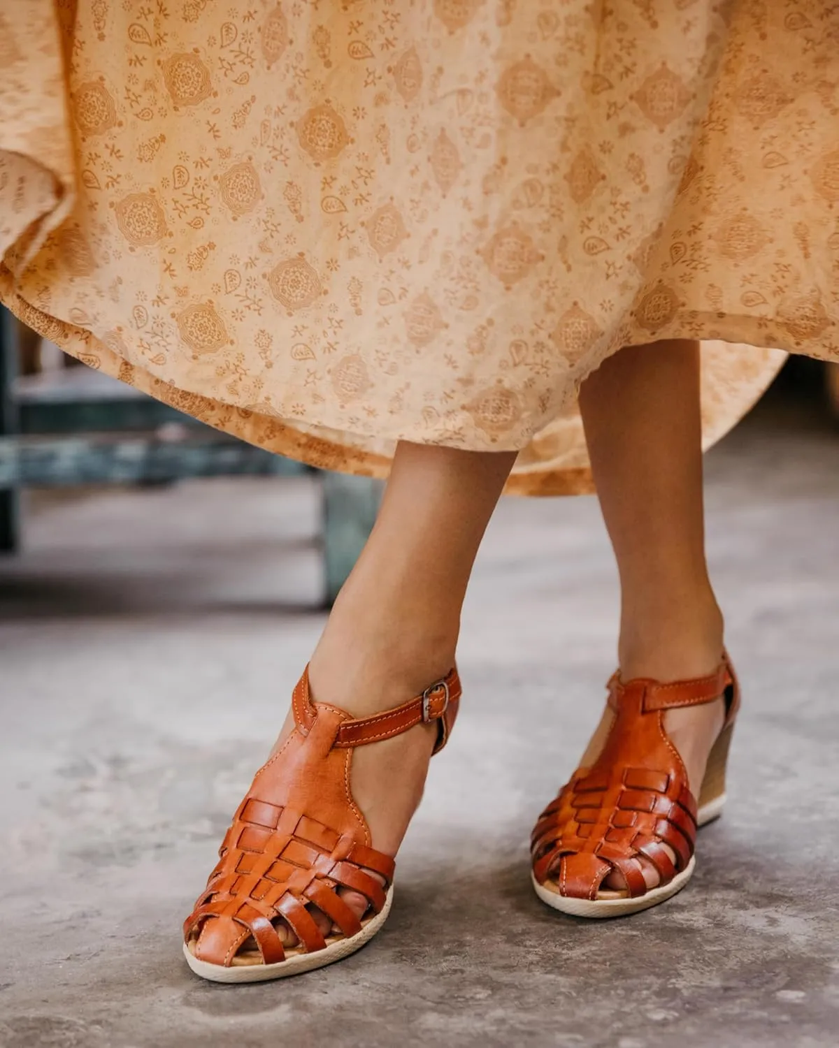 Mexico en la Piel Women's Huarache Sandals - Genuine Leather, Closed Toe, Wedge Heel 2.5 Inches, Handmade in Mexico - Available in 3 Unique Designs with Slip-On & Ankle Strap Options