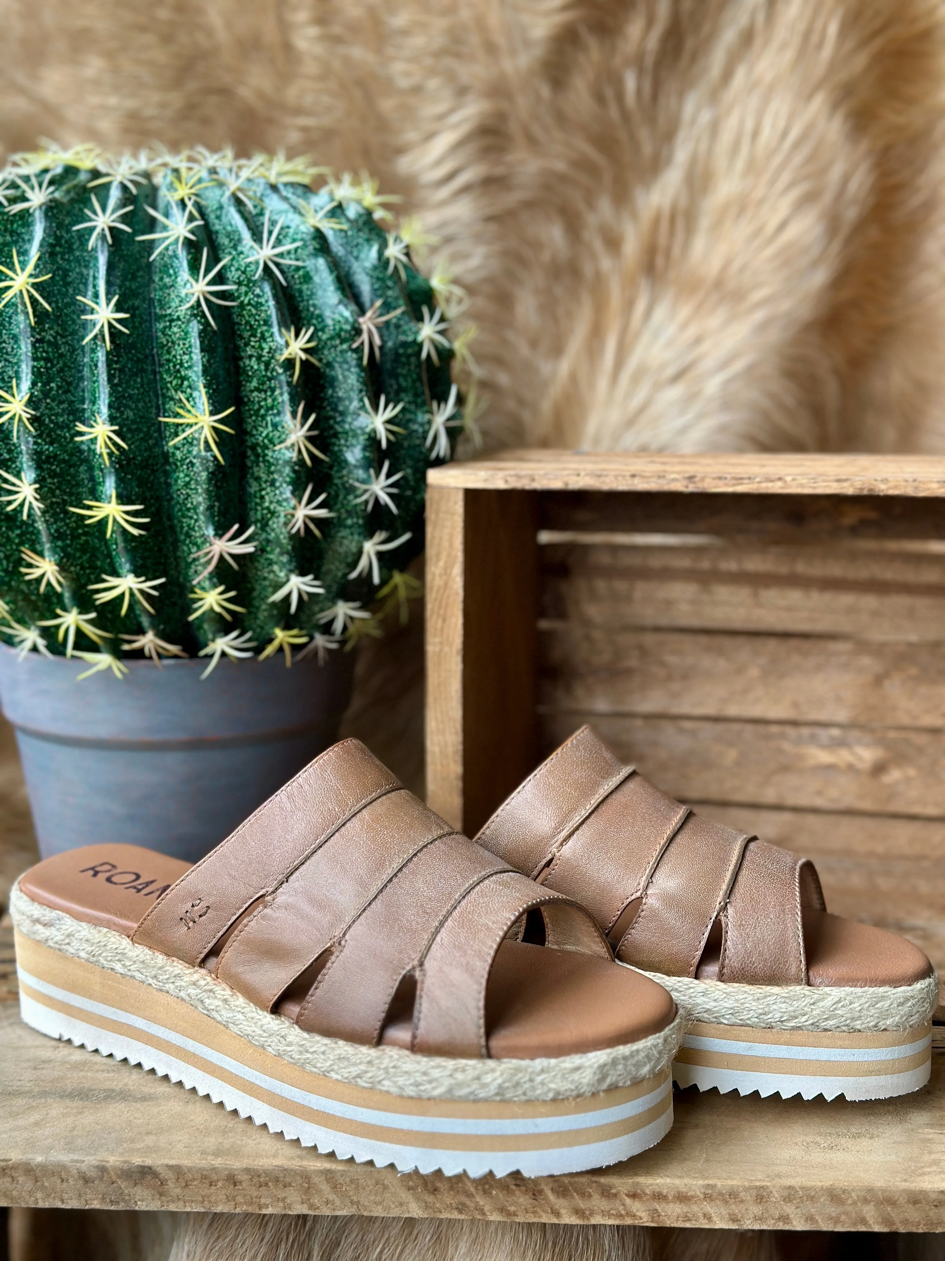 Roan by Bed|Stu Incant Sandals [Tan]