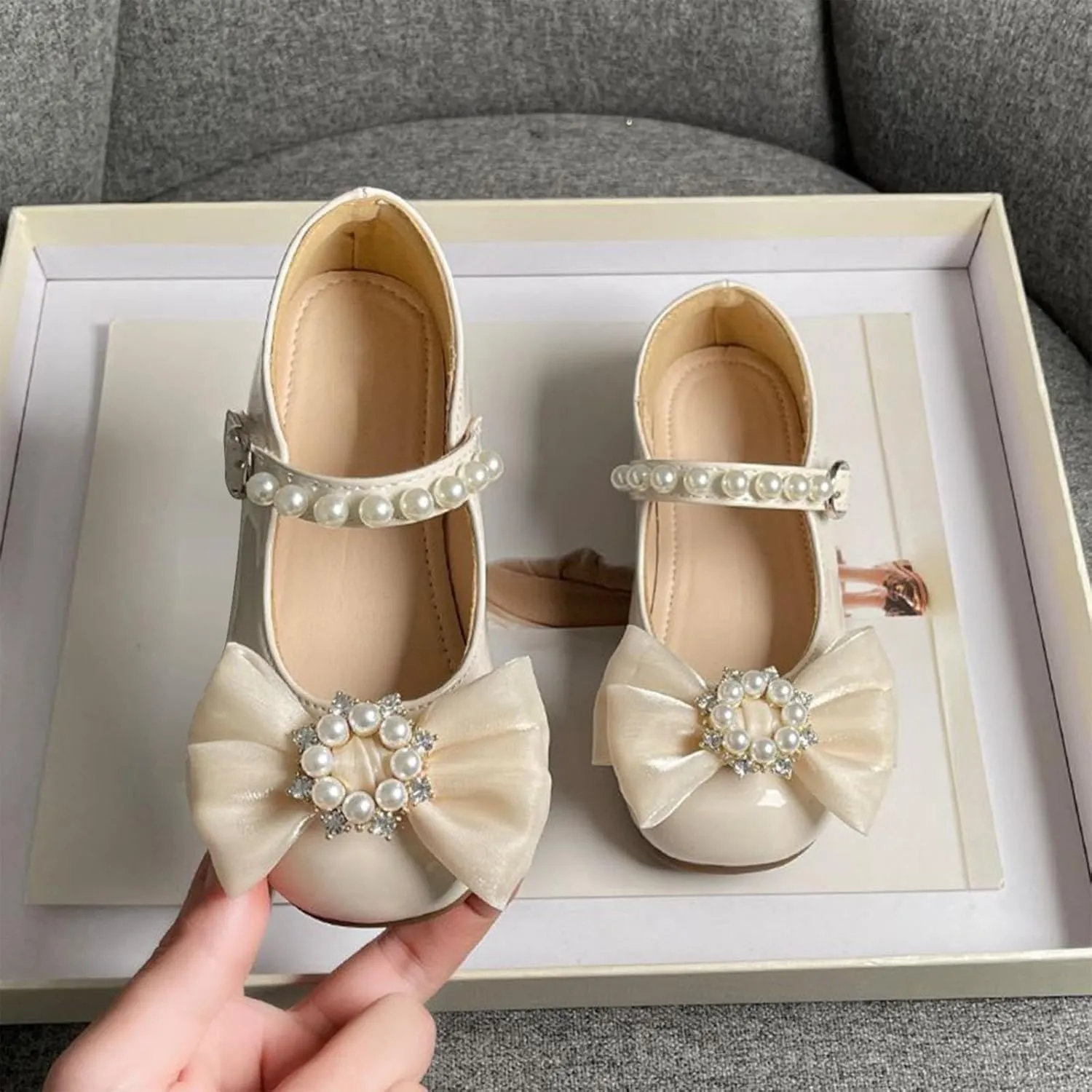 Toddler Girls Dress Shoes with Pearls Bow Mary Jane Flats Flower Girl Shoes for Wedding Party Toddler Dress up Shoes