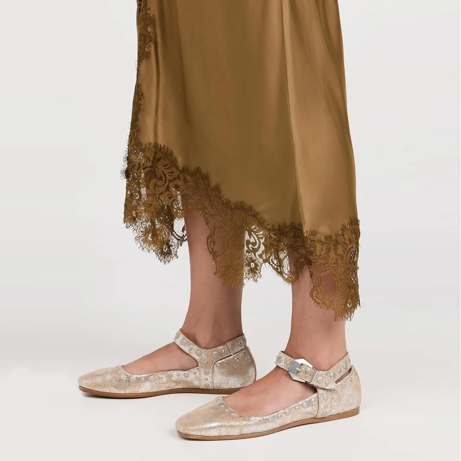 Women's Stud Mary Jane Flats Metallic Square Toe Ballet Flats Ankle Buckle Strap Comfy Ballerina Shoes