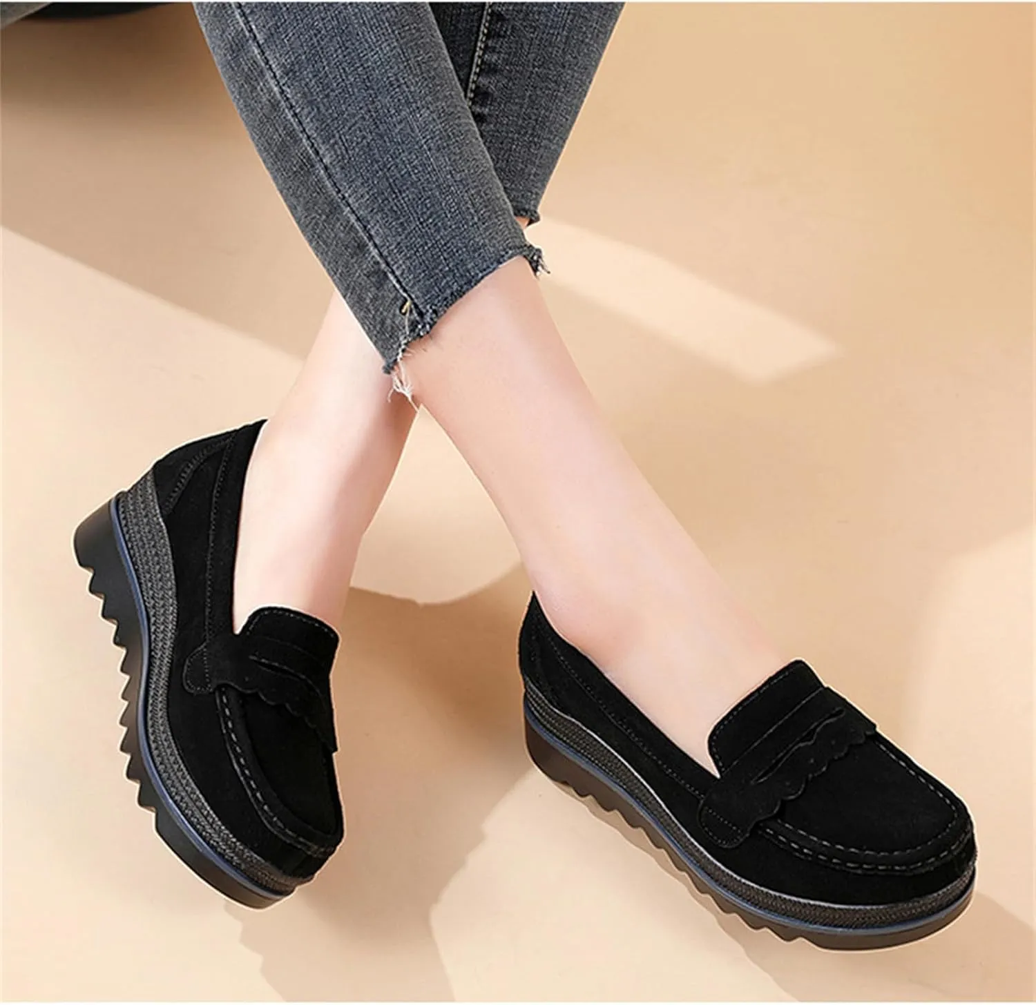 Yuizko Women's Suede Slip-On Platform Loafers with Arch Support,Casual Soft Comfortable Moccasin Sneakers Non-Slip Orthopedic Penny Walking Shoes